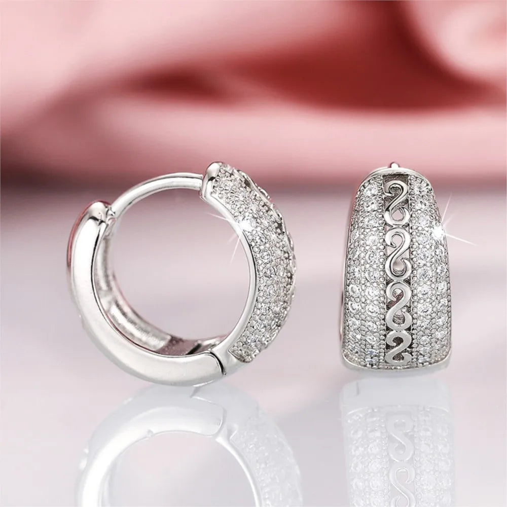 Light Luxury Hoop Earrings
