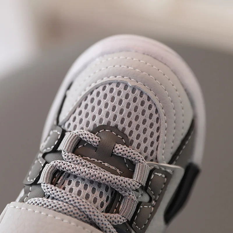 Children New Fashion Spring Design Mesh Sneakers