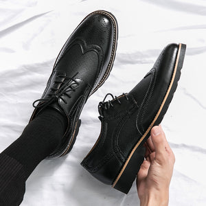 Open image in slideshow, Men Wingtip Oxford Shoes
